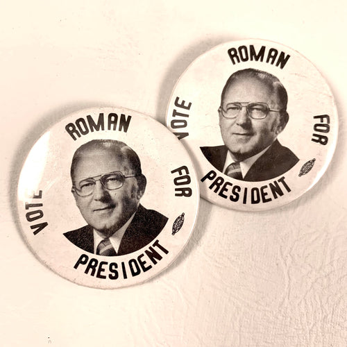 Vote Roman For President Button - 1985