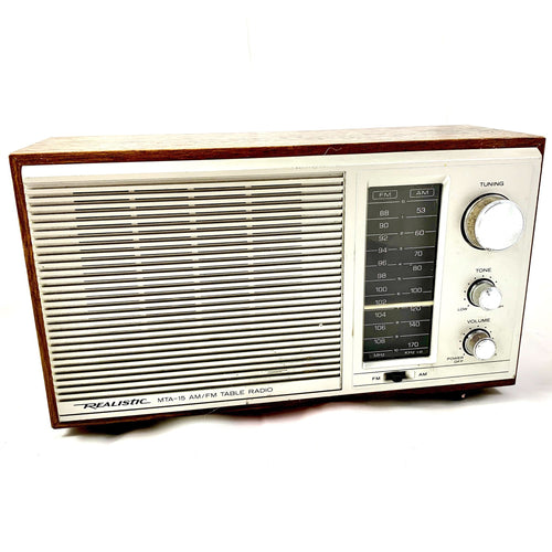 Realistic MTA-15 Radio