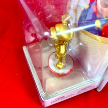 Load image into Gallery viewer, Gold Mario Amiibo - Mario Party